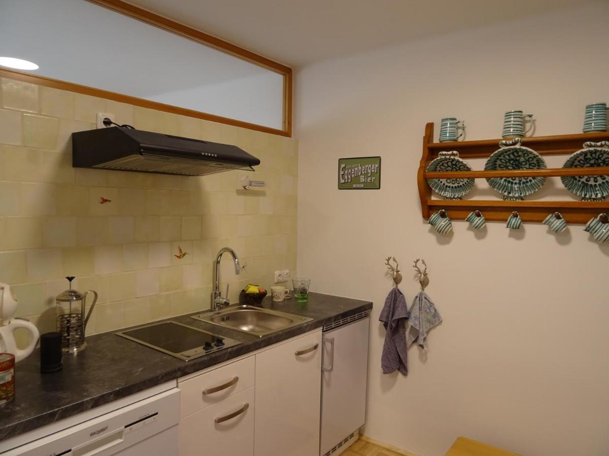 Homely Apartment In The Center With Garden View Gmunden Buitenkant foto